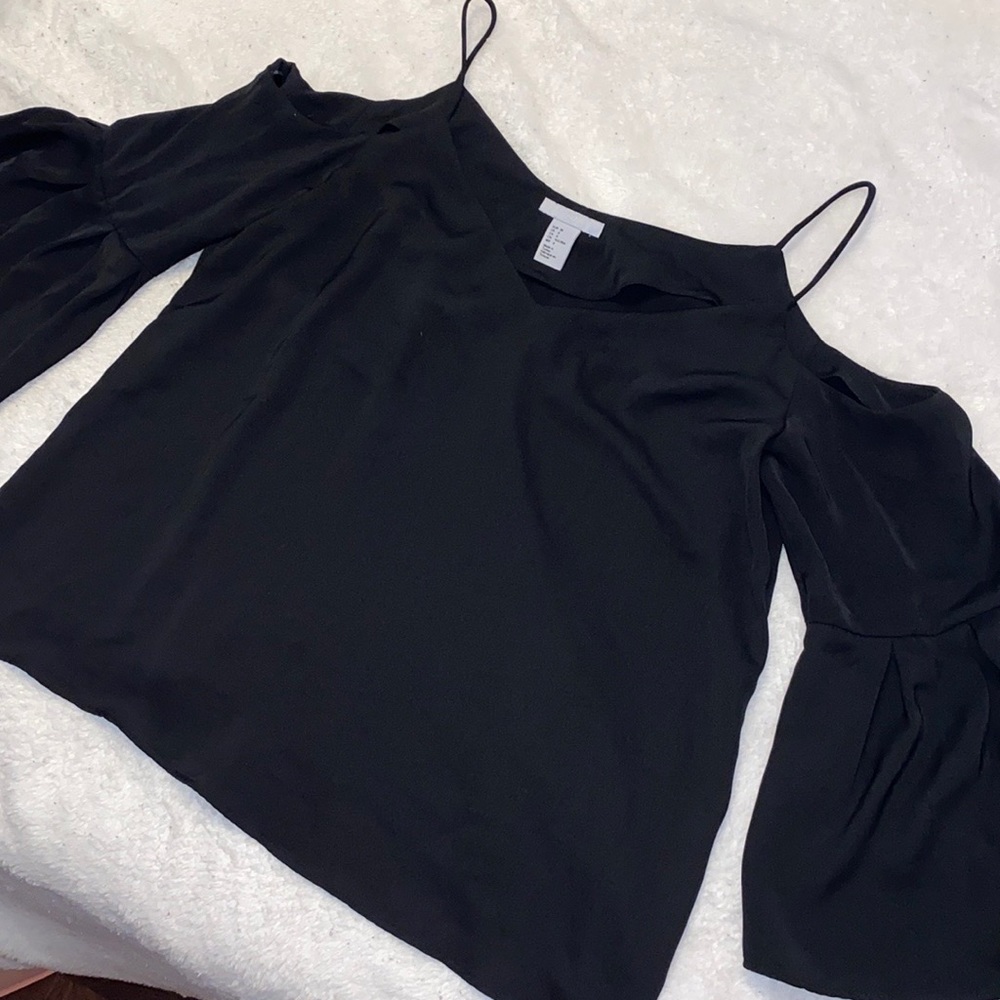 H&M bell sleeve open shoulder blouse